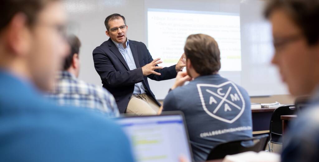 Pastors must dedicate their lives to the gospel.